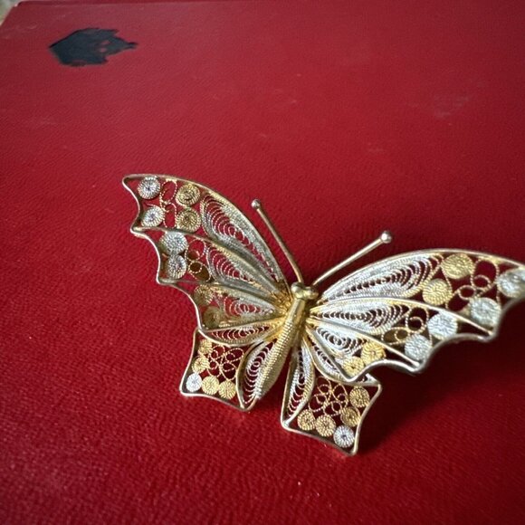 Vintage Butterfly Pin Wire Filigree Brooch Bohemian Delicate Gypsy‎ 2” Fairycore - Picture 2 of 9